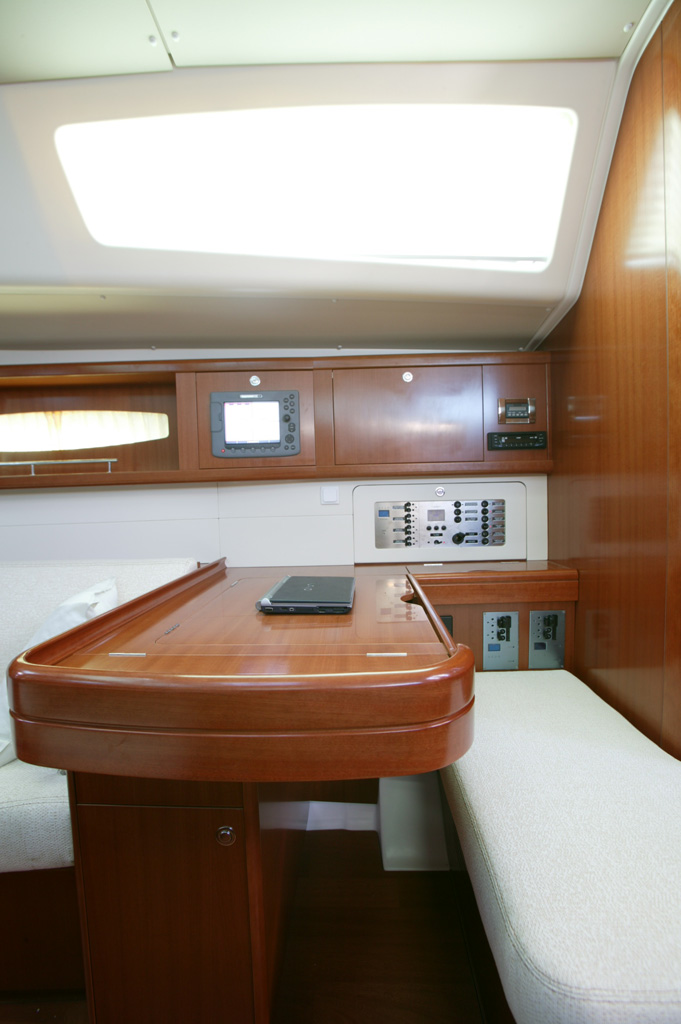 Segel Yachtcharter zu chartern bei Sunja Yachting Oceanis 46 72